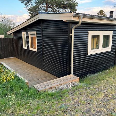 Hyggeligt Sommerhus I Ebeltoft, Taet Pa Strand Og Skov. Exterior photo