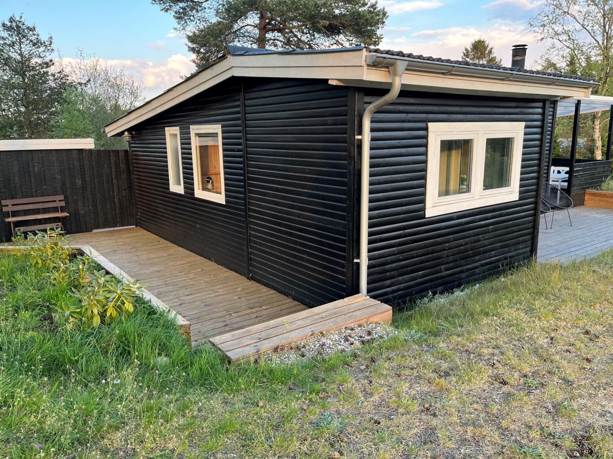 Hyggeligt Sommerhus I Ebeltoft, Taet Pa Strand Og Skov. Exterior photo